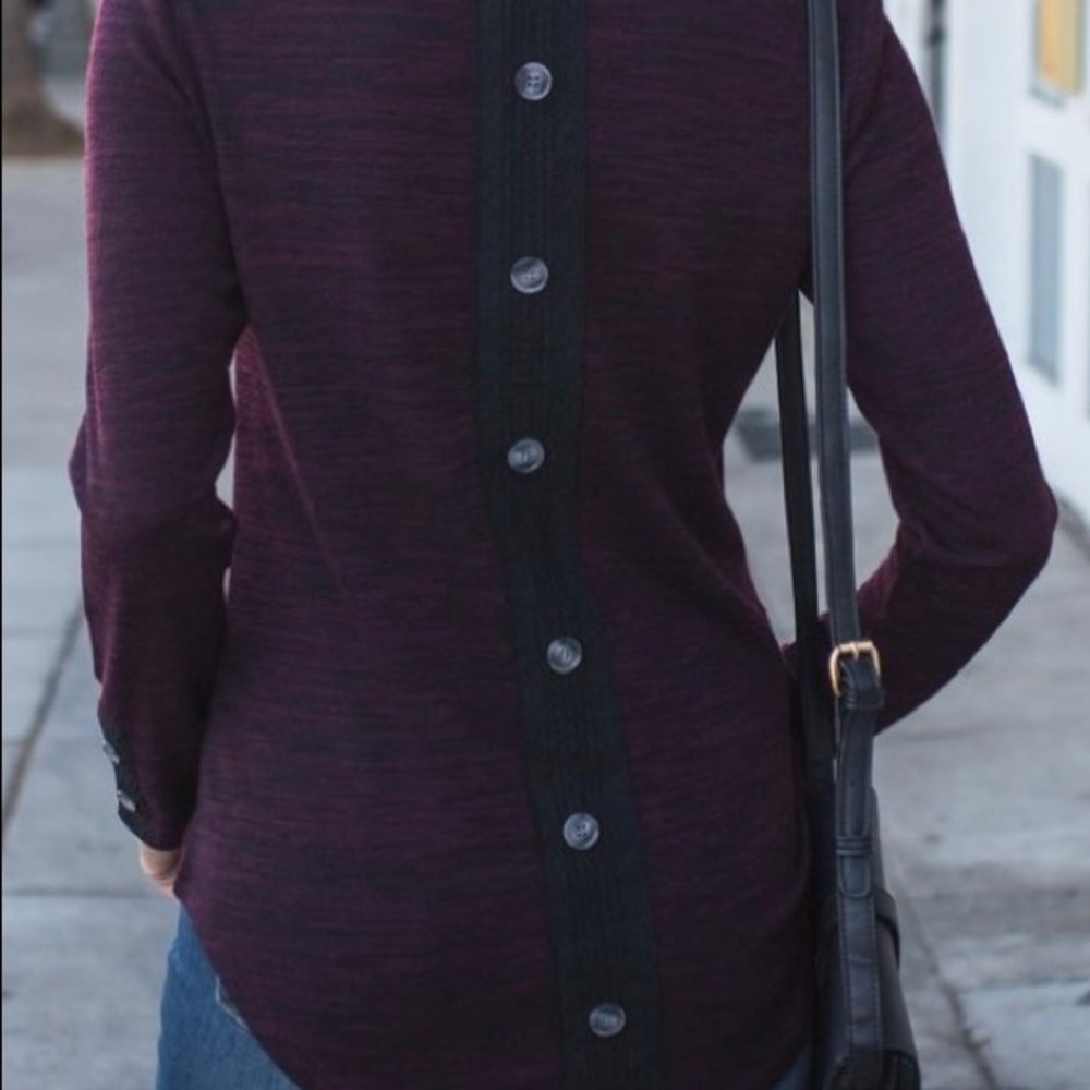 Heathered burgundy button and lace detail woman’s tunic-Size L